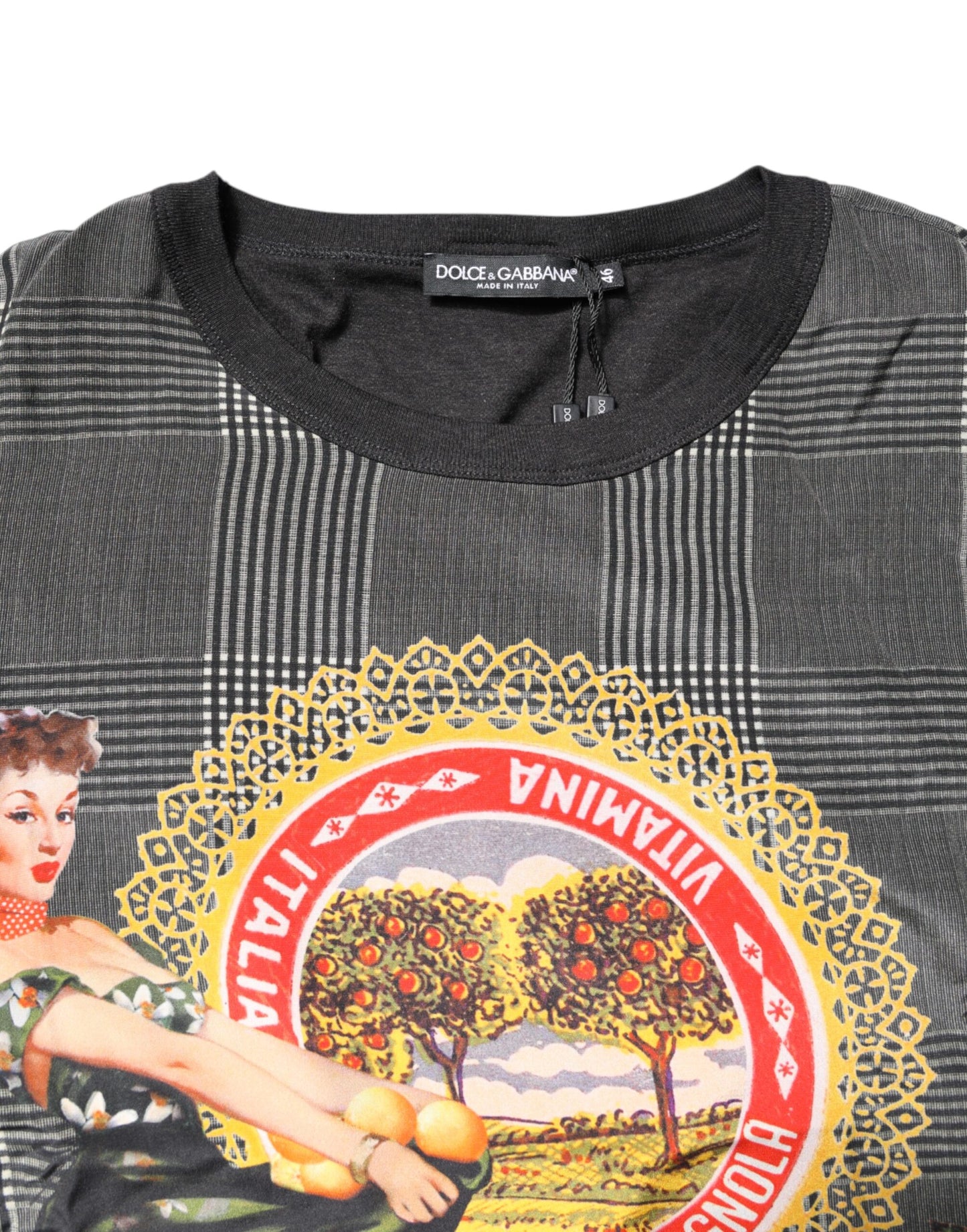T-shirt à manches courtes imprimé graphique noir et blanc