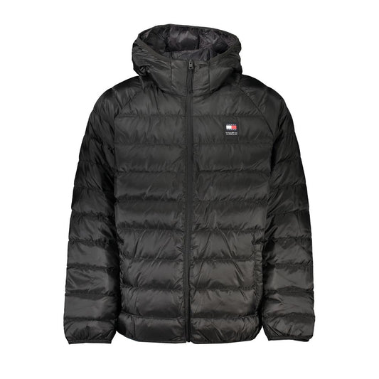 Elegante chaqueta negra con capucha