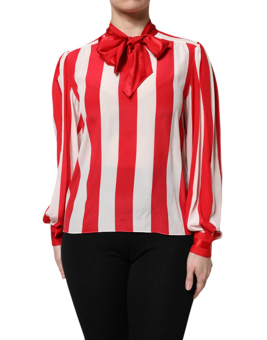 Blusa con cuello Ascot y rayas rojas y blancas