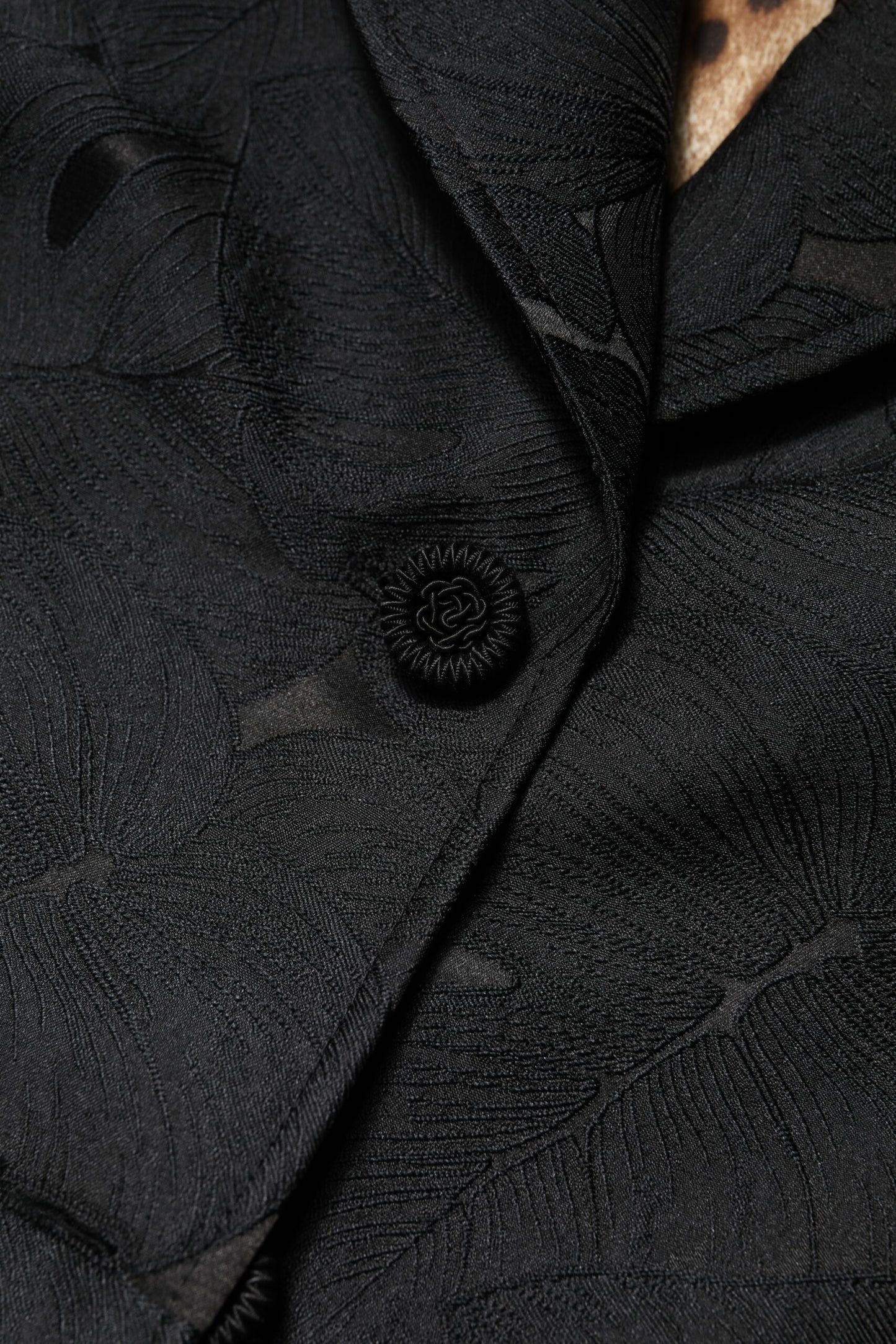 Chaqueta gabardina negra de un solo pecho