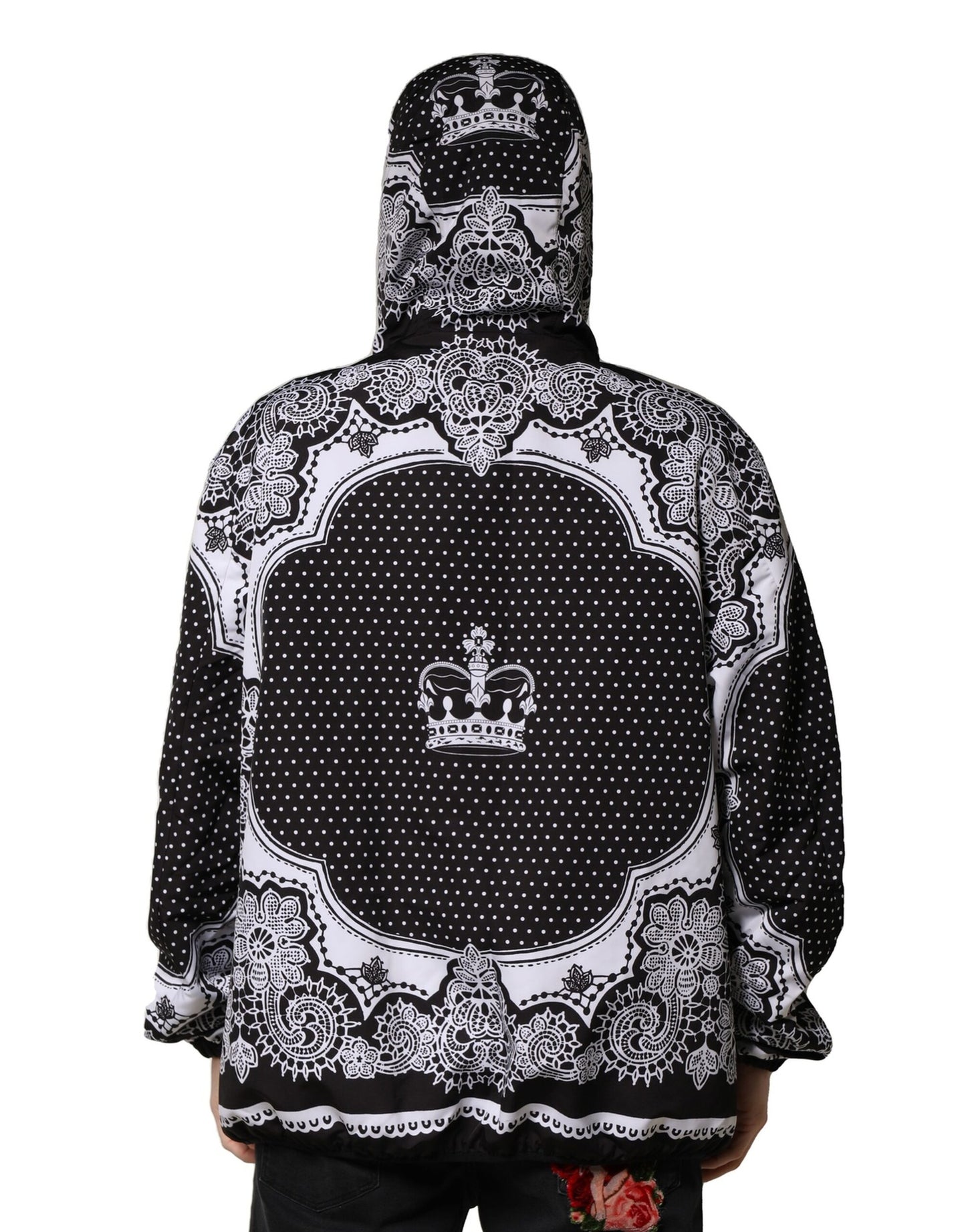 Chaqueta bomber con capucha y estampado de bandana negra