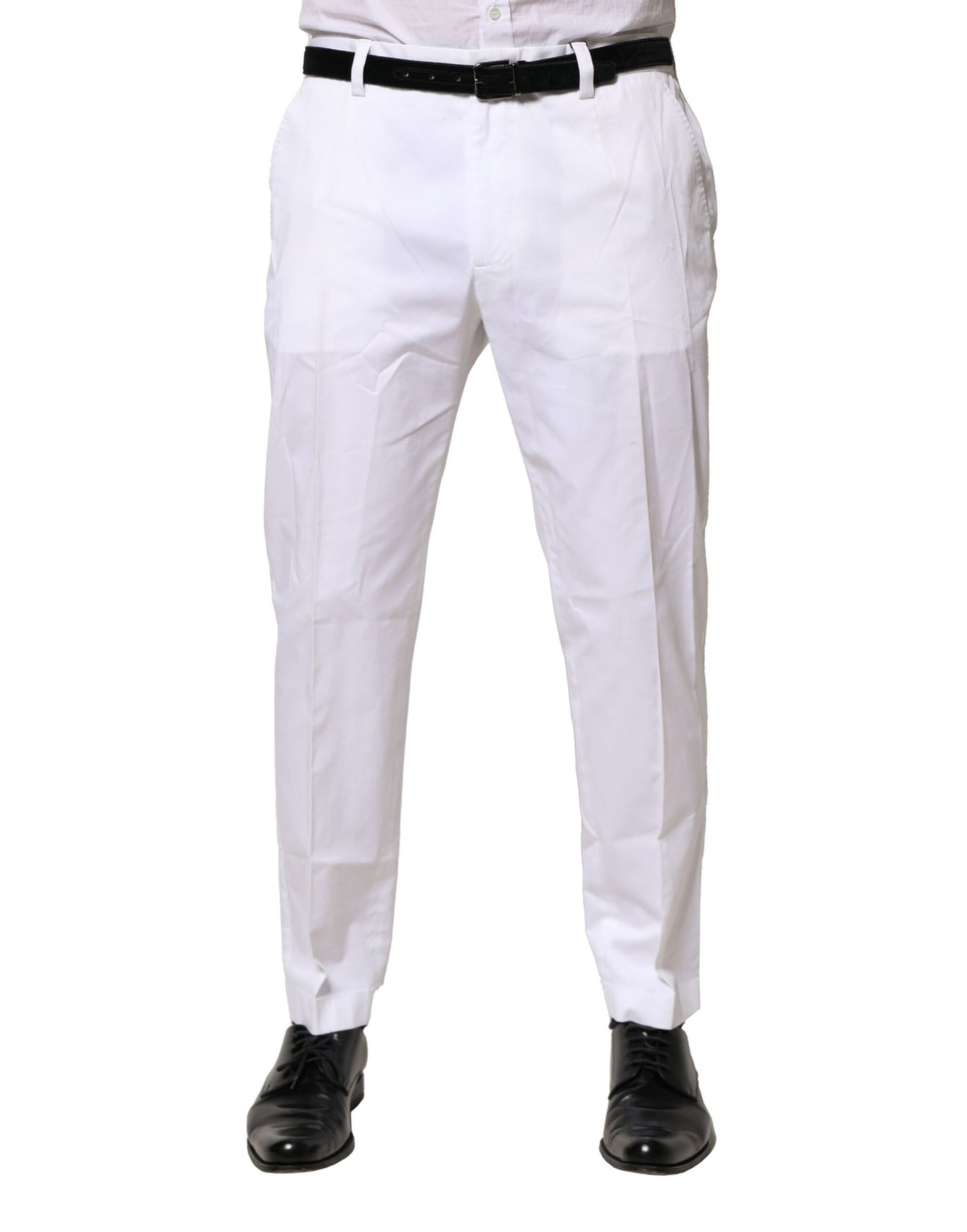 Vestido de algodón blanco, pantalones formales ajustados