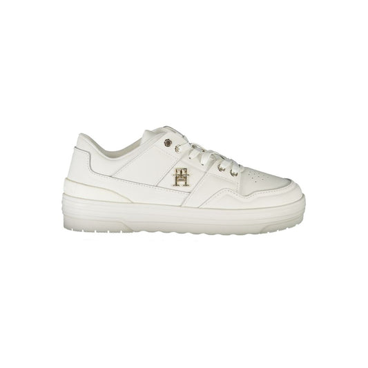 Zapatillas blancas de piel para mujer