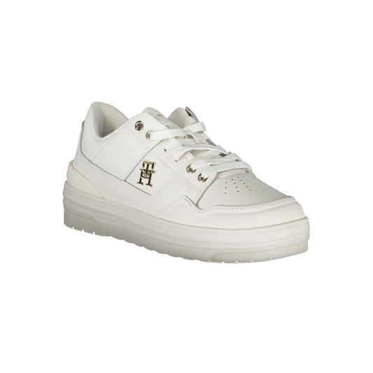 Zapatillas blancas de piel para mujer