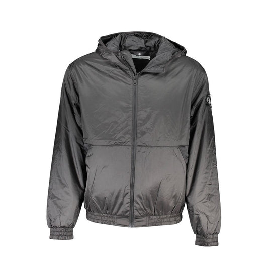 Chaqueta elegante negra con capucha y detalle en contraste