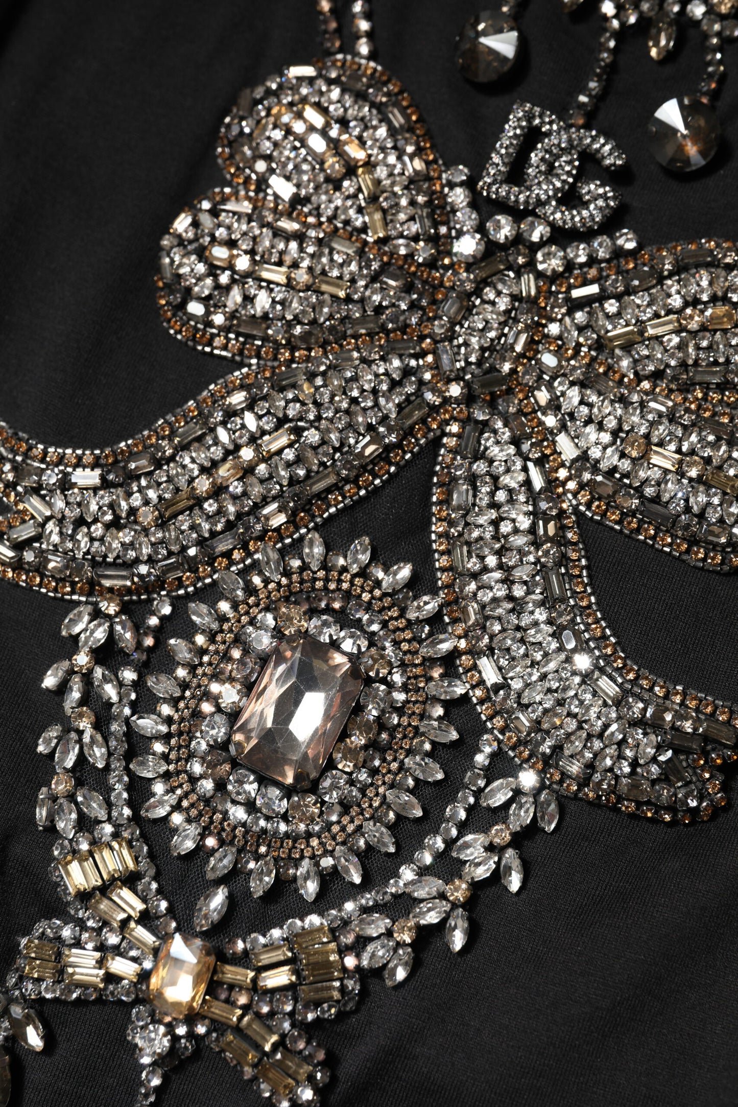 Camiseta sin mangas de algodón negro adornada con diamantes de imitación