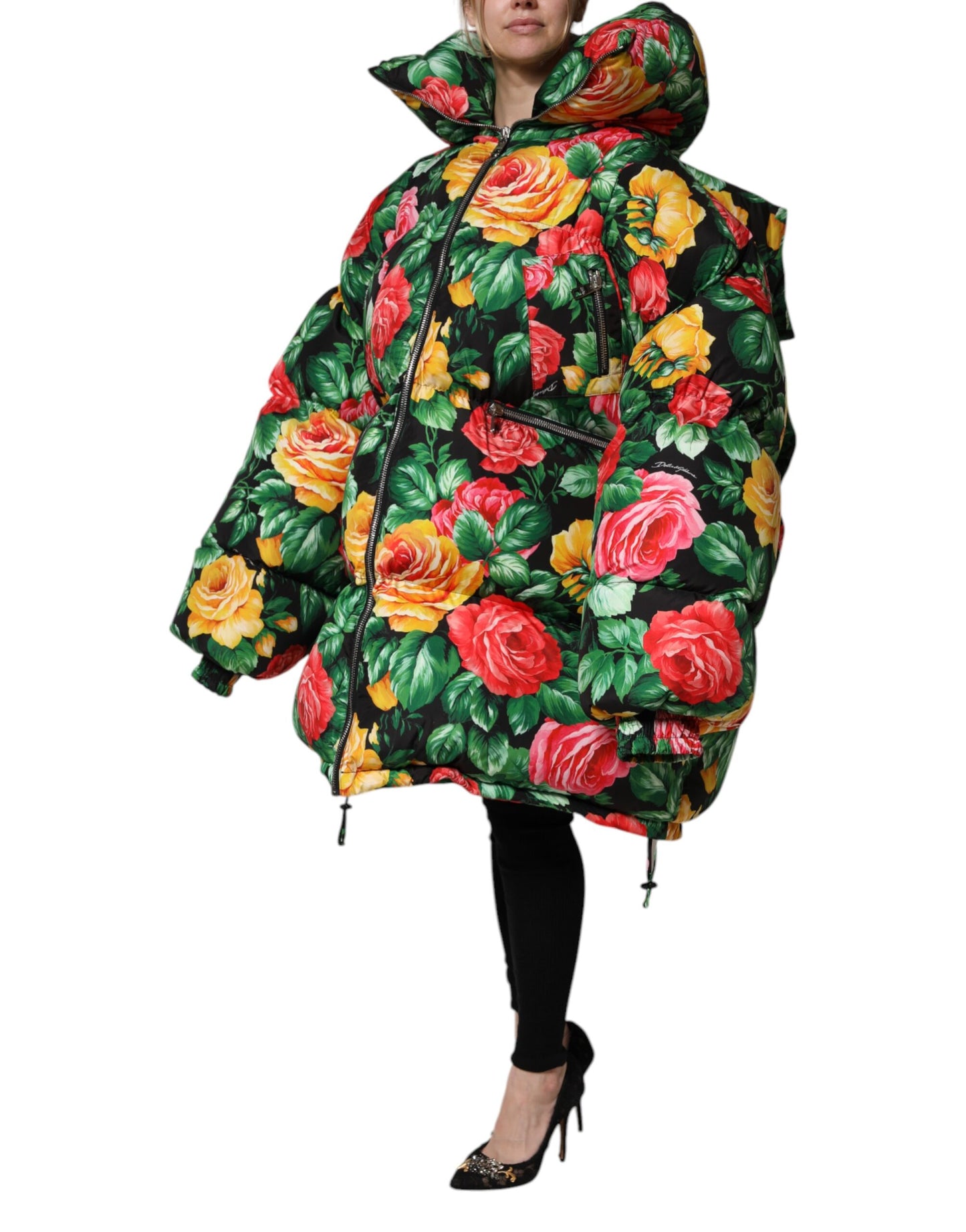 Chaqueta acolchada con capucha y estampado floral multicolor