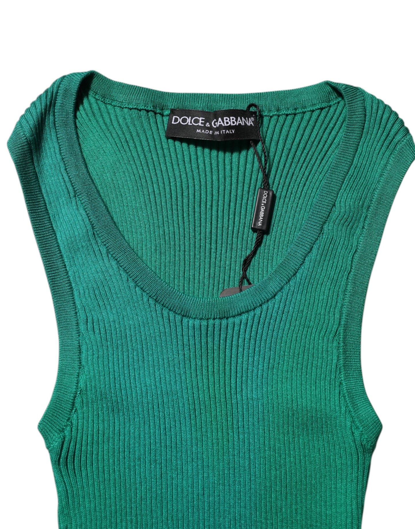 Camiseta sin mangas de cuello redondo de seda verde