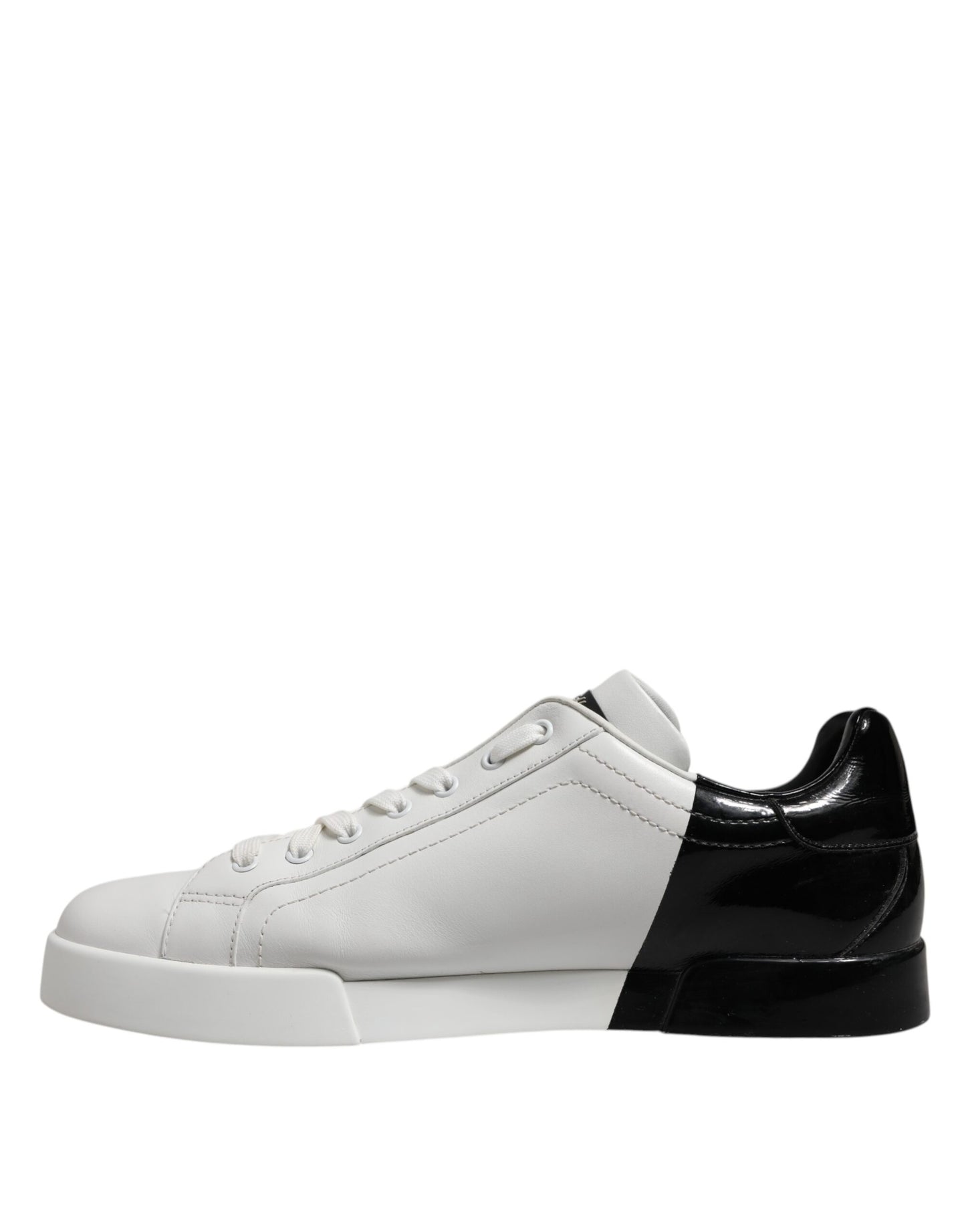 Zapatillas deportivas bajas de cuero con logo blanco y negro