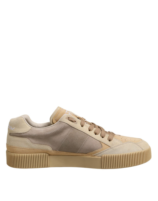 Zapatillas bajas de cuero beige con cordones
