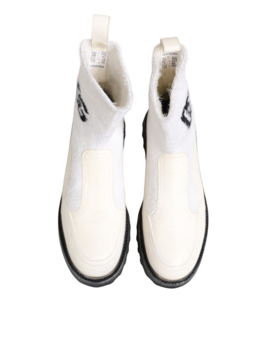 Botas de media caña con logotipo DG en blanco y beige