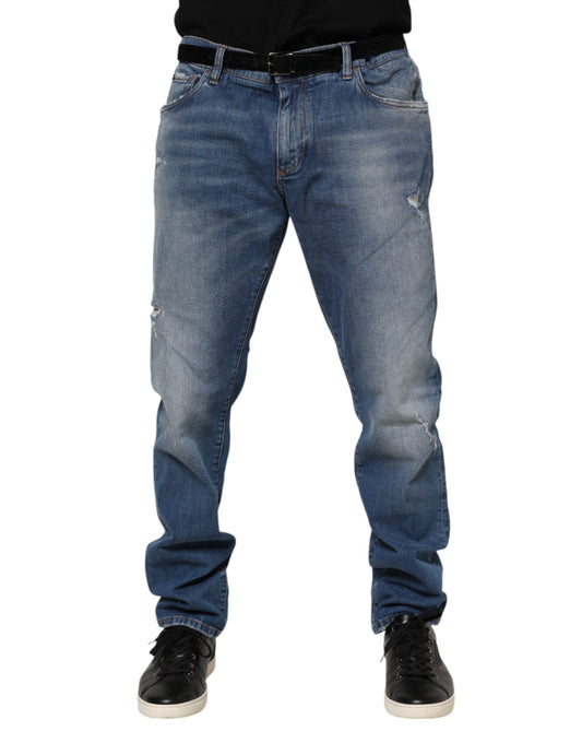 Jean en denim bleu délavé avec plaque logo en coton
