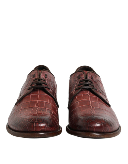 Zapatos de vestir Derby con cordones de cuero burdeos