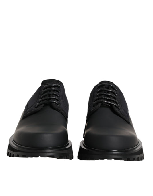 Zapatos de vestir de trekking de cuero negro con cordones