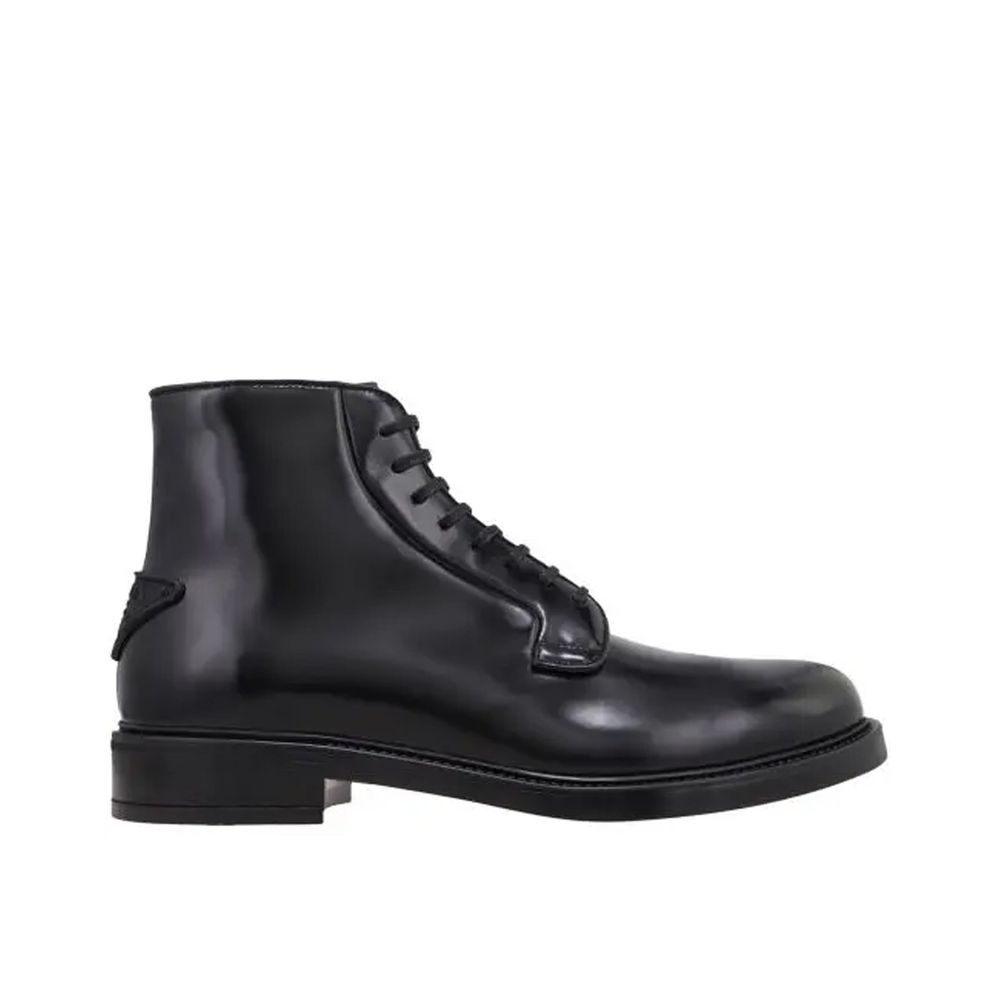 Bottes à lacets en cuir