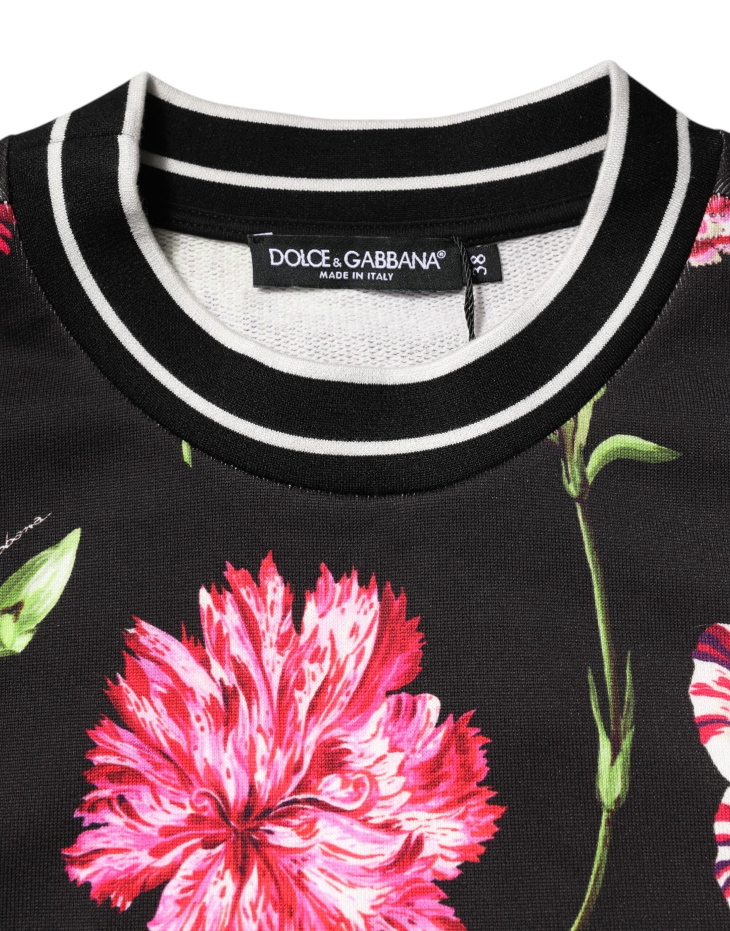Top de algodón de manga corta con estampado floral negro