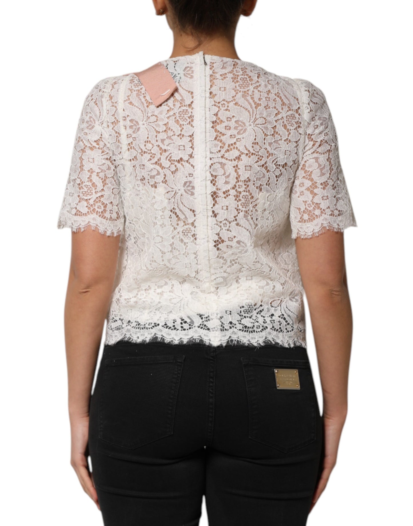 Blusa de manga corta con encaje floral blanco