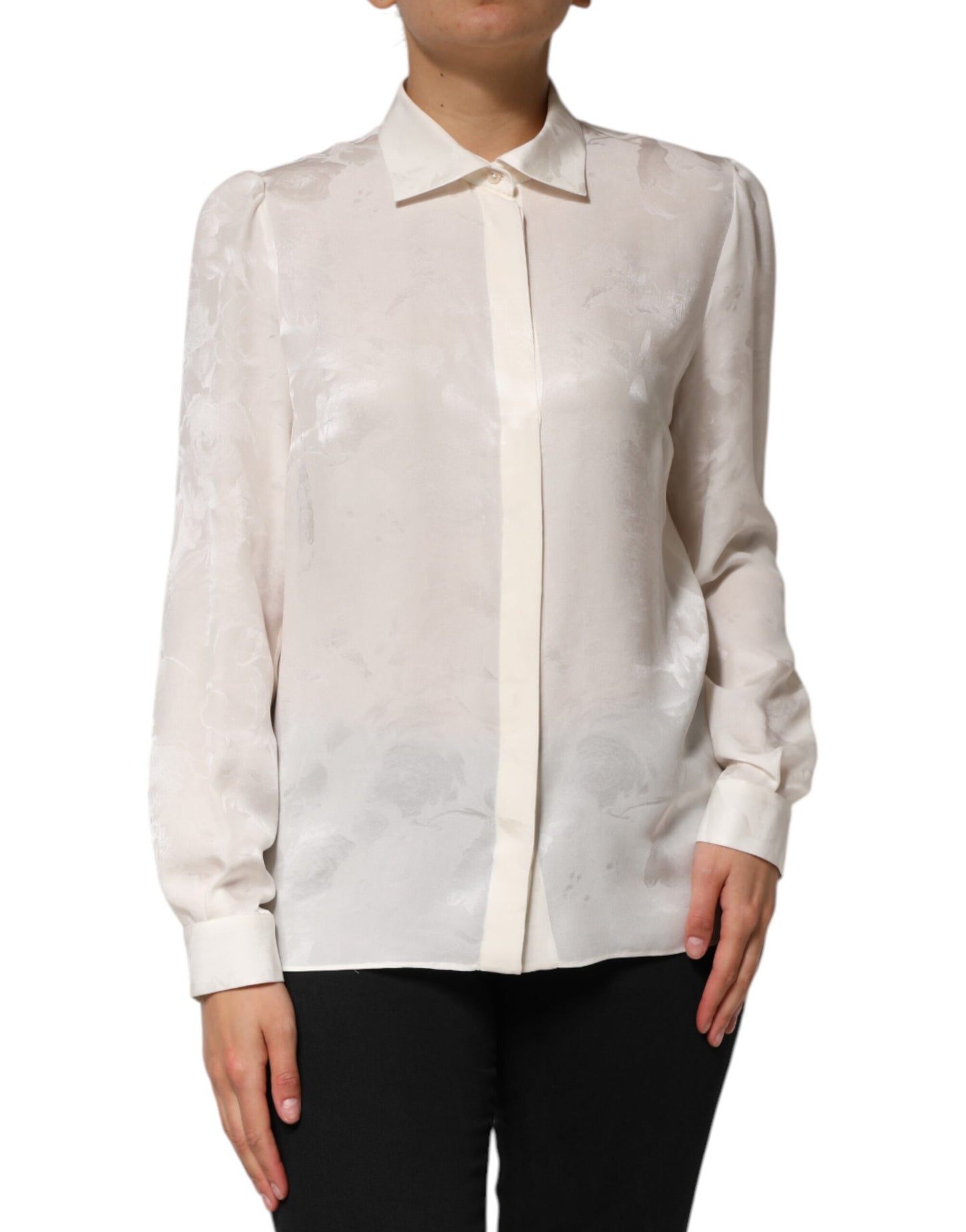 Camisa de manga larga con cuello de seda blanca