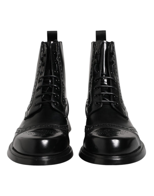 Botas de media pantorrilla con cordones de cuero negro