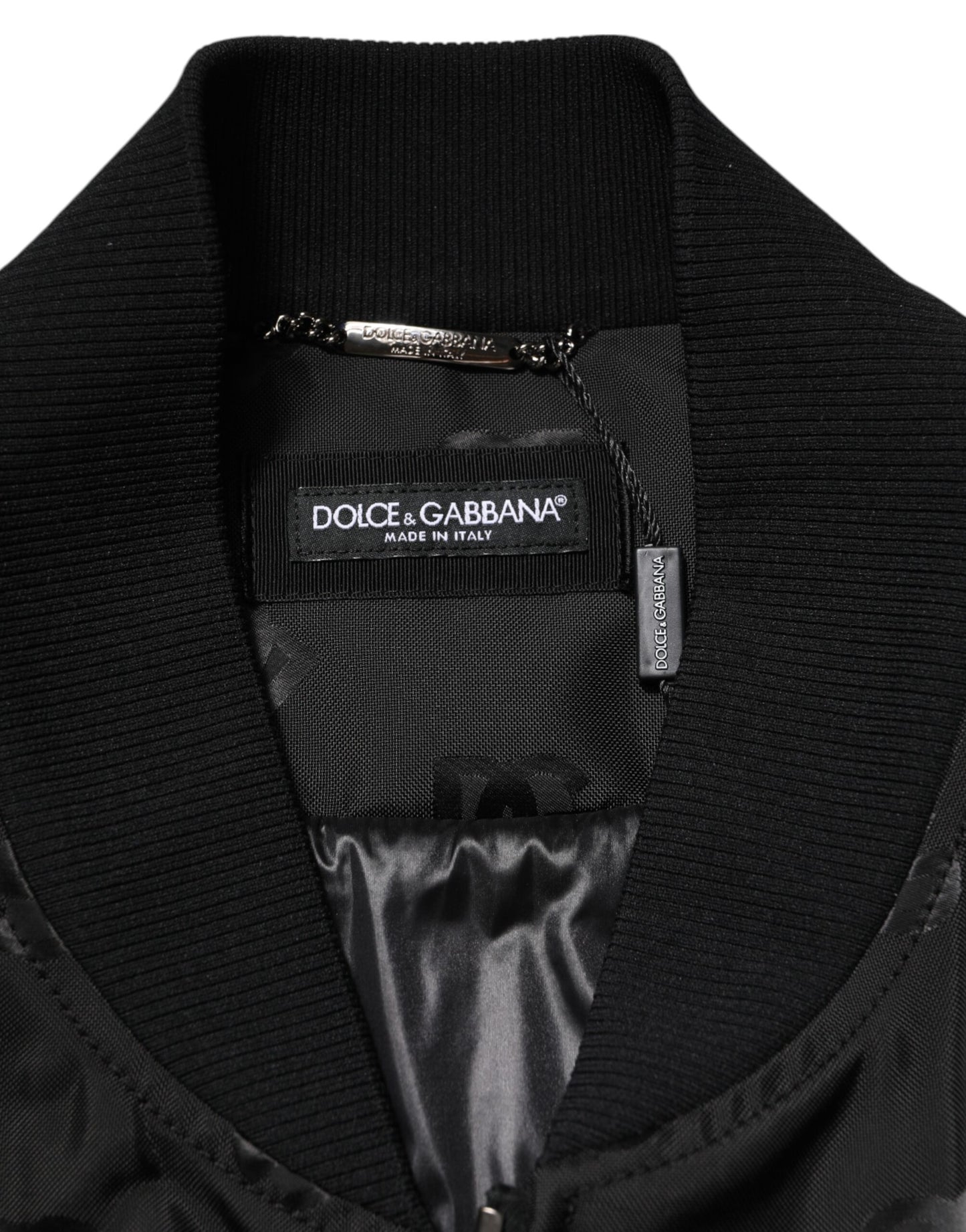 Chaqueta negra Cargo Windbraker con logo Mania