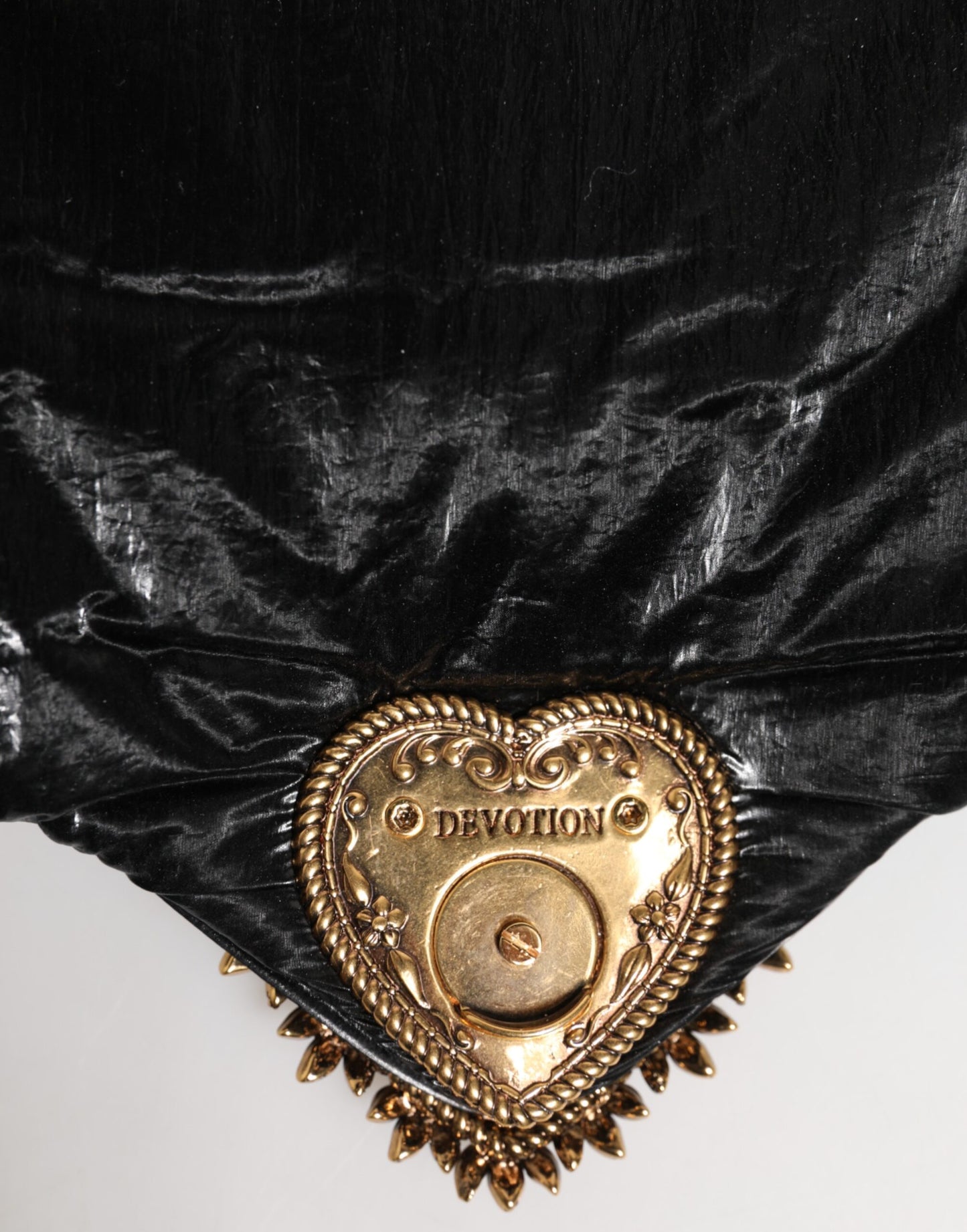Bolso bandolera Devotion de nailon acolchado negro con correa de cadena