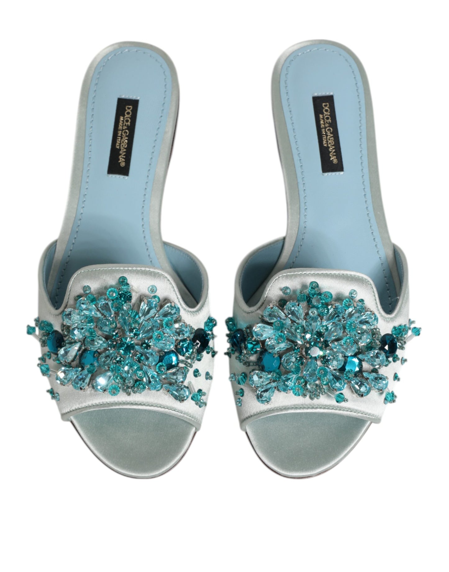 Sandalias de cuero azul plateado con adornos de cuentas