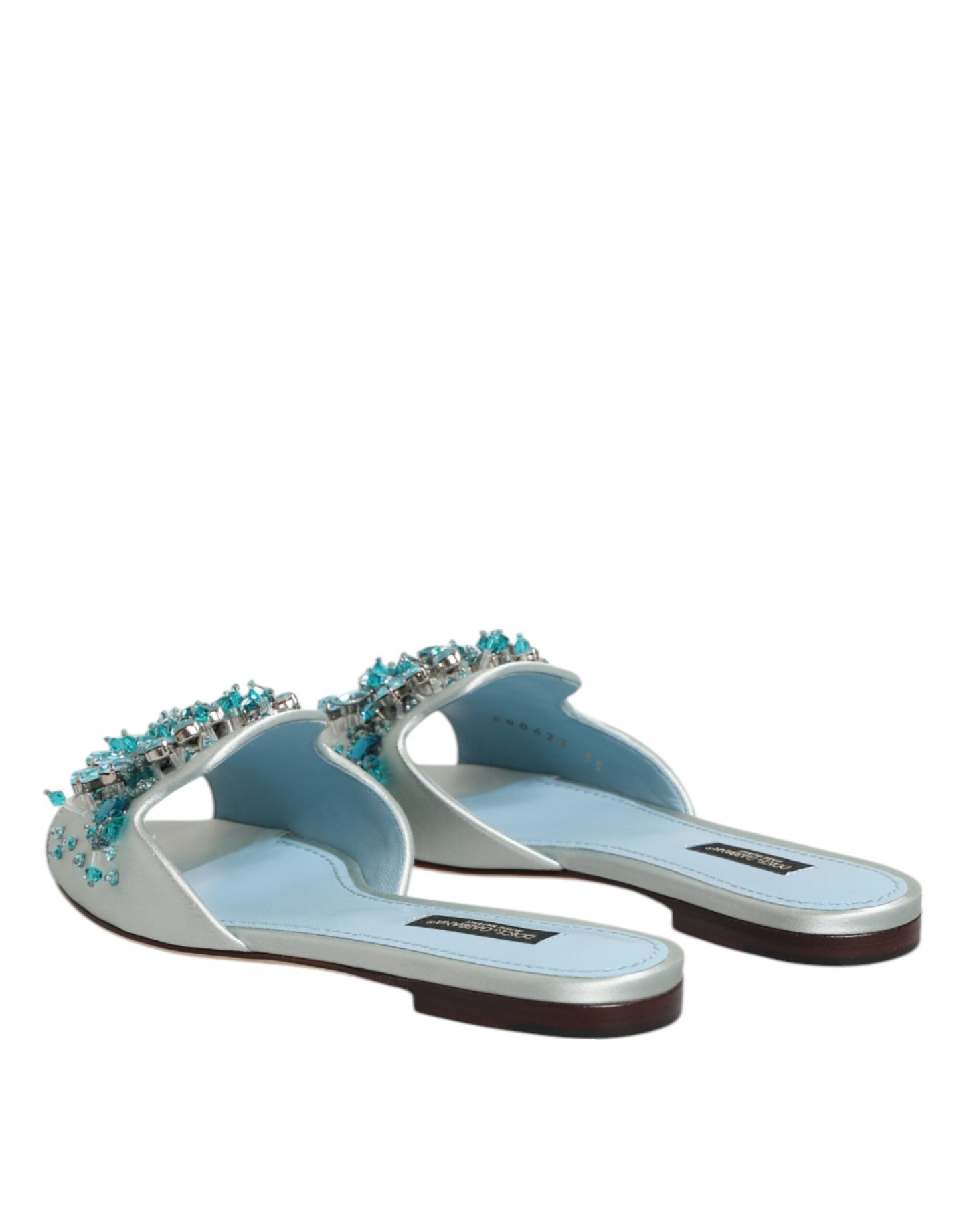 Sandalias de cuero azul plateado con adornos de cuentas