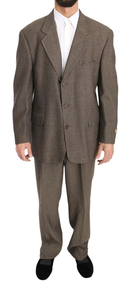 Traje de lana marrón de botonadura sencilla