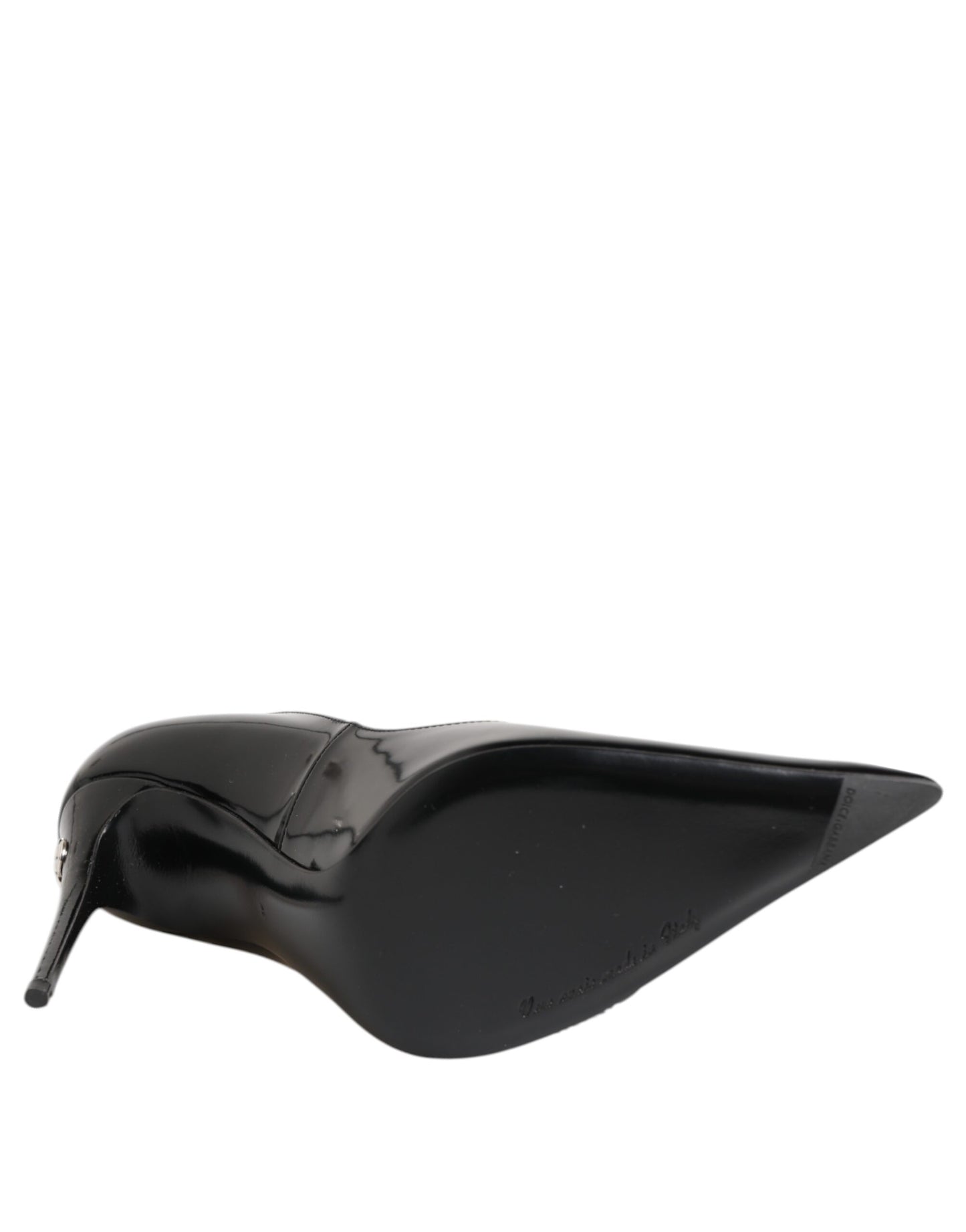 Zapatos de tacón con cremallera y charol negro