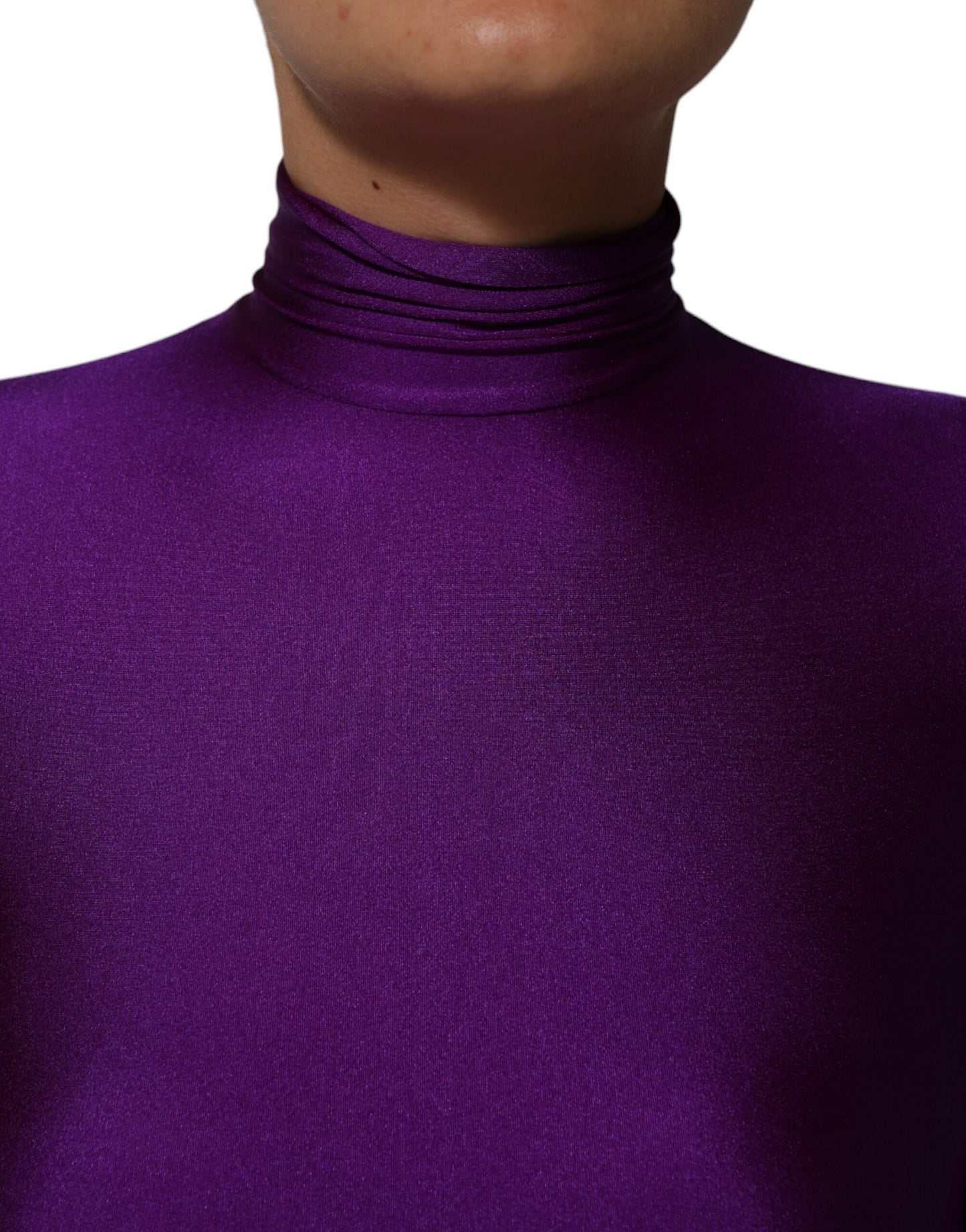 Vestido mono ajustado de cuello alto de nailon morado